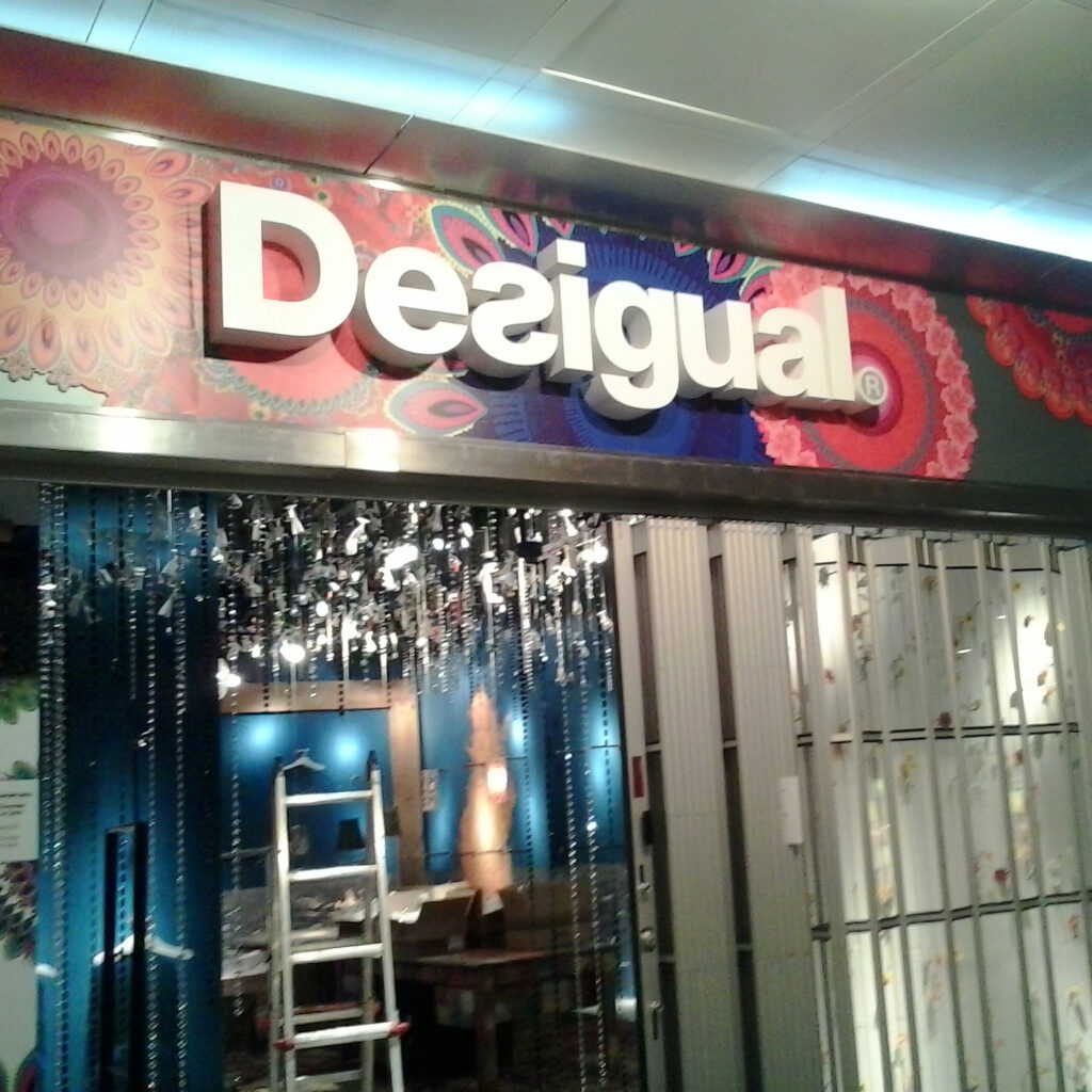 DESIGUAL